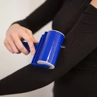 Kép 1/5 - Ruhatisztító henger, kék / piros - 17 x 11 cm