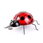 Kép 2/5 - Szolár lámpa - katicabogár - leszúrható / csipeszes - piros - 15 x 7 x 16 cm - 6 LED