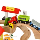 Kép 5/11 - Fa vonatkészlet mozdonnyal és városi vasúttal – 69 darabos