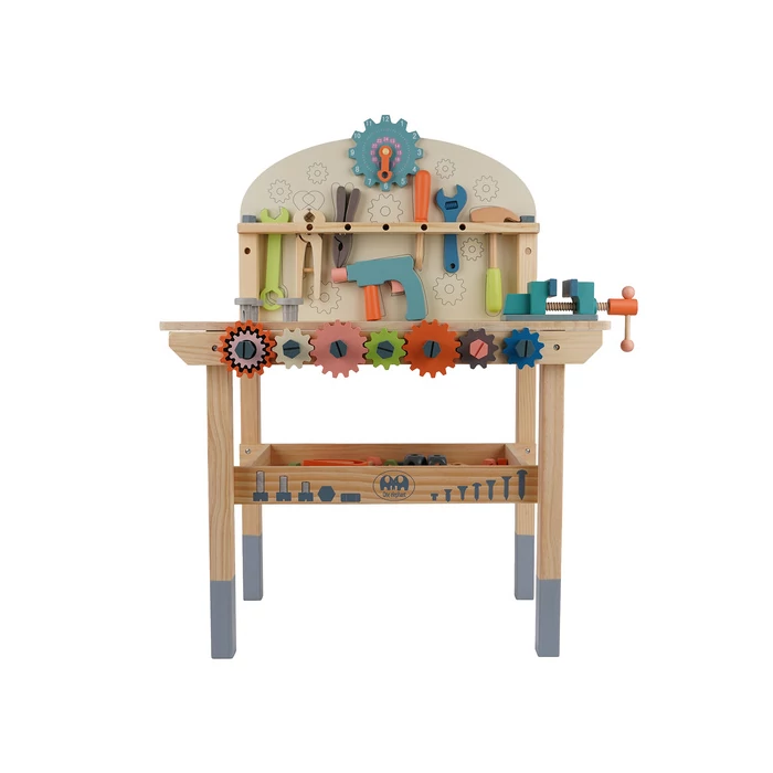 Fa munkapad szerszámokkal