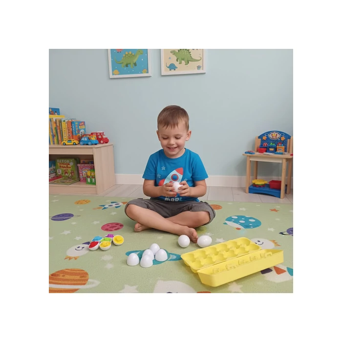 Szortírozó tojás puzzle tartóban