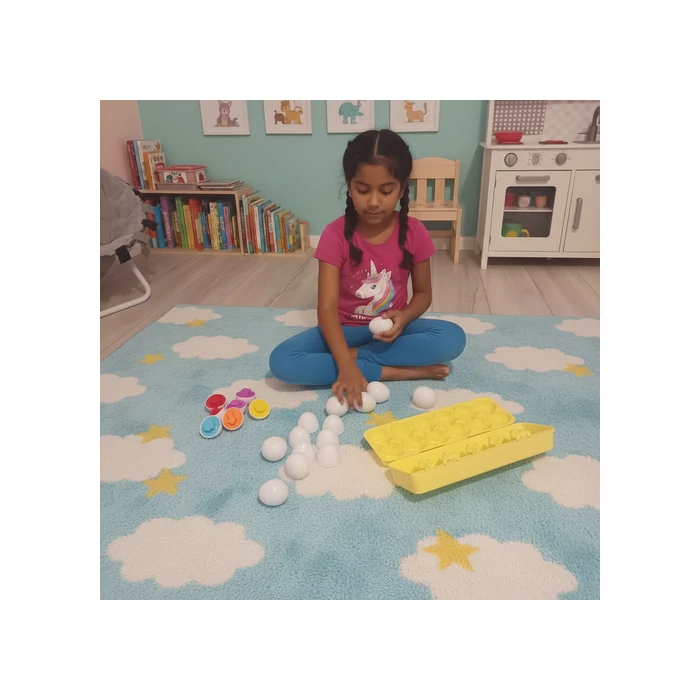 Szortírozó tojás puzzle tartóban