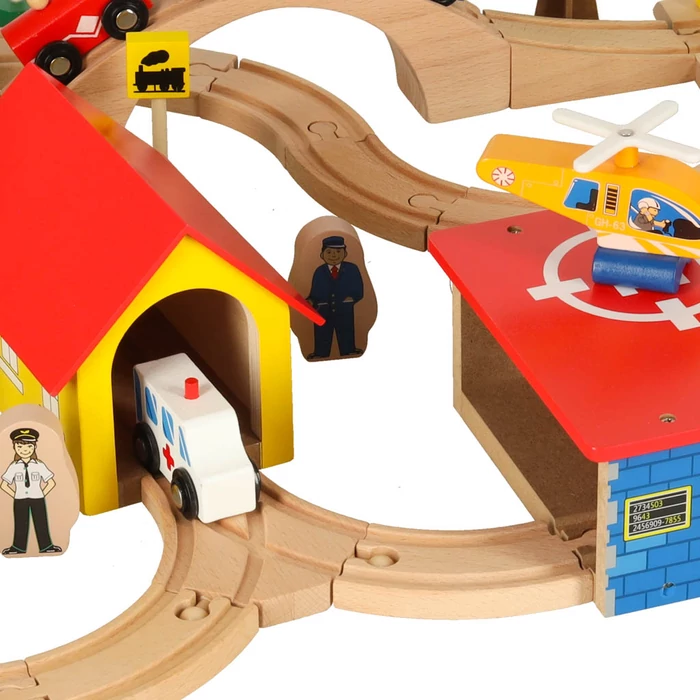 Fa vonatkészlet mozdonnyal és városi vasúttal – 69 darabos