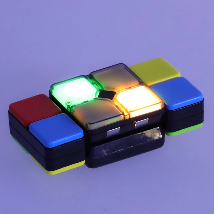 Kocka puzzle LED-del