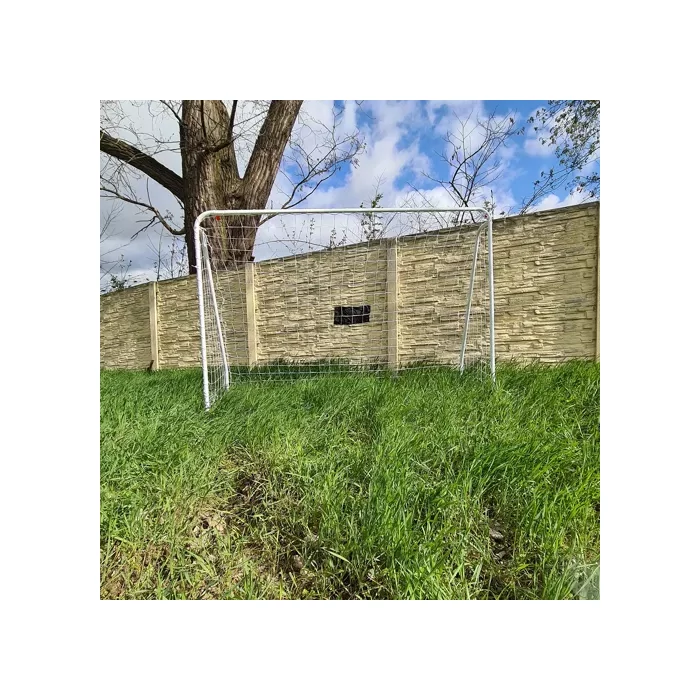 Futballkapu célzószőnyeggel