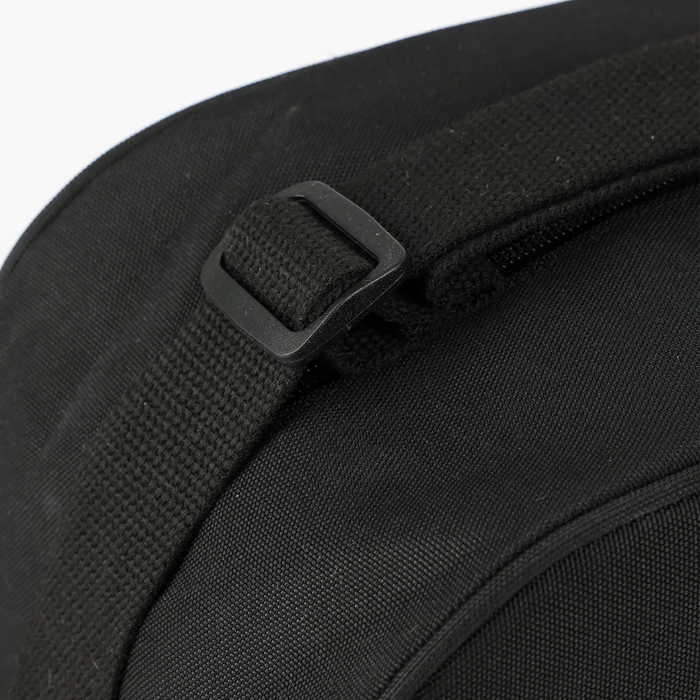 Iskolai válltáska ajándék kulcstartóval