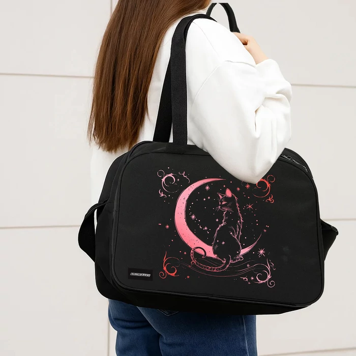 Iskolai válltáska ajándék kulcstartóval