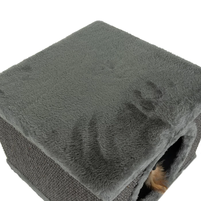 Macskafekhely - lábon álló házikó