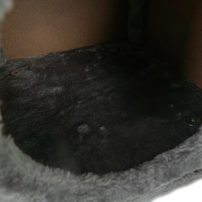 Macskafekhely - lábon álló házikó