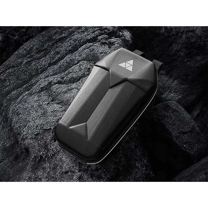 Táska elektromos rollerekhez fényvisszaverővel, 5 literes