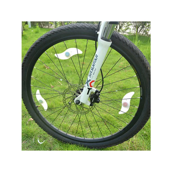 Kerékfény – LEDes  küllősapka kerékpárhoz, motorhoz - piros