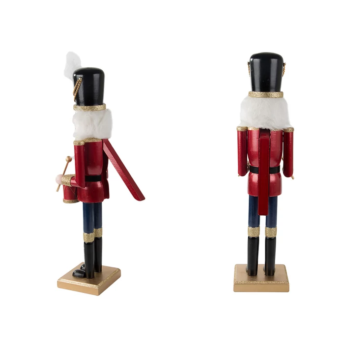 Diótörő fa katona 