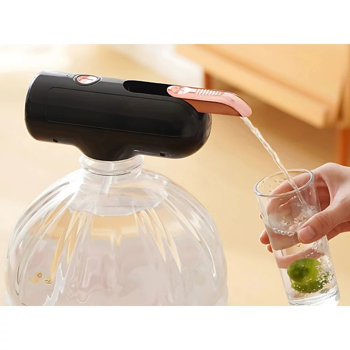 Akkumulátoros vízadagoló szivattyú 5-18.9 literes palackokhoz, fekete