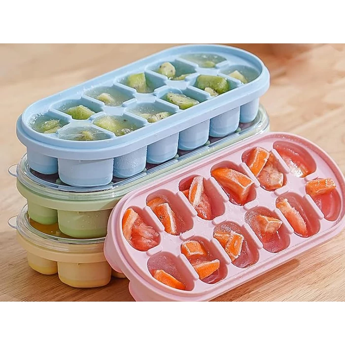 12 darabos jégkockatartó fedéllel