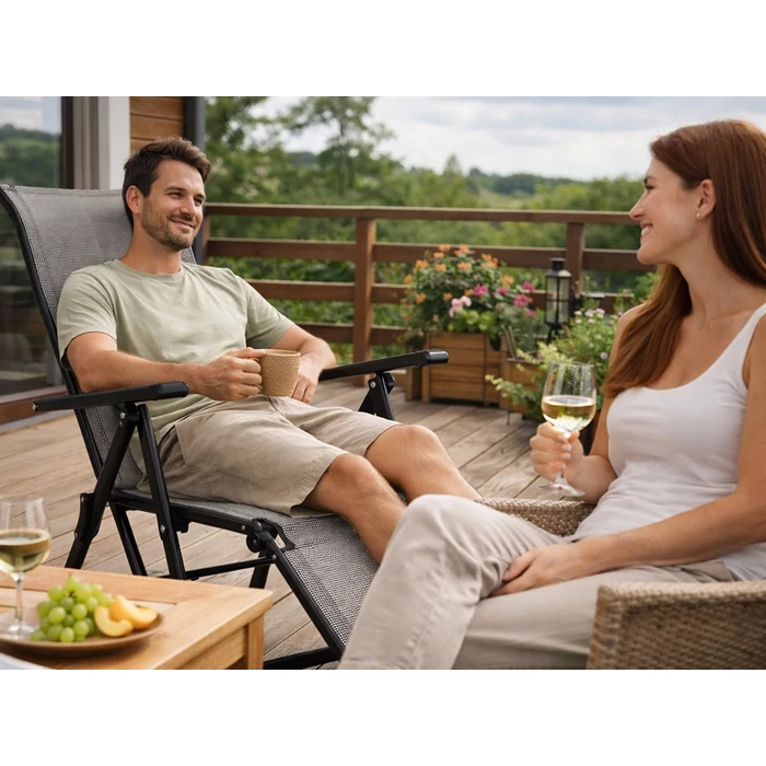 Összehajtható kerti nyugágy állítható háttámlával