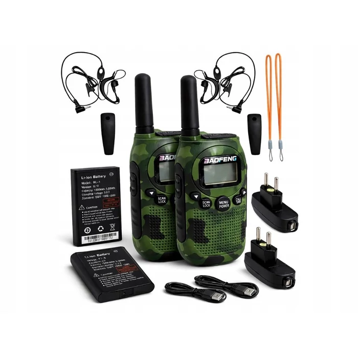 Baofeng BF-T6 rádiós készlet beépített zseblámpával, 2 db, 2 km, terepmintás