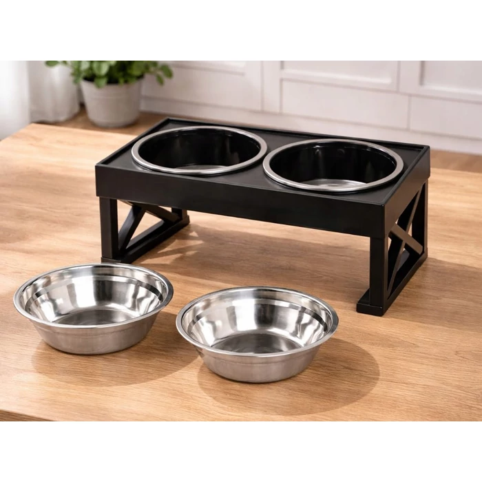 Dupla etetőtál kutyáknak és macskáknak kihajtható lábakkal